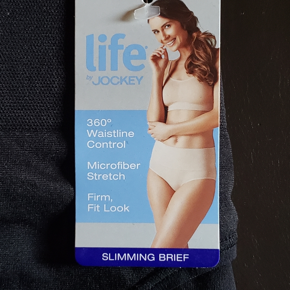 ⚡3 for $15. Control top briefs and thongs